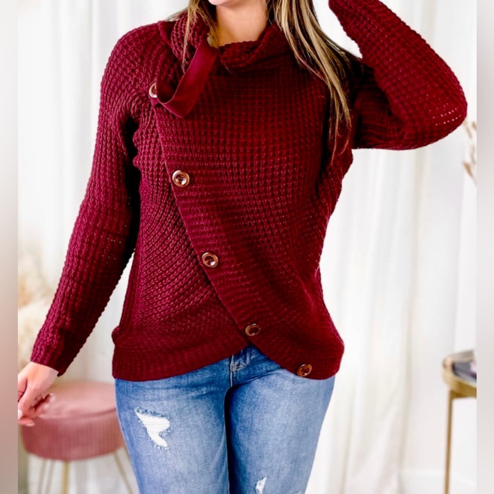 NWOT Zenana Wrap Button Hem Sweater